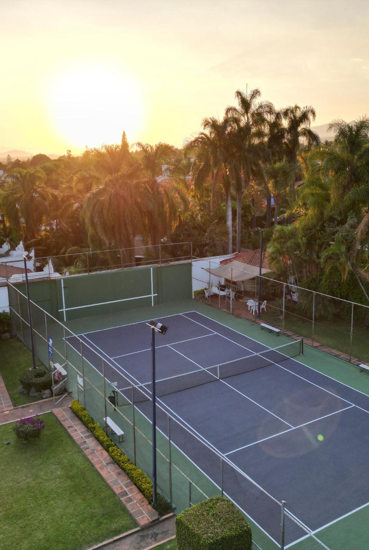 Bed & Tennis - Vista Hermosa Куернавака Екстер'єр фото